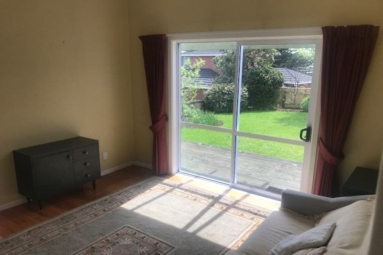 Photo of property in 39 Handyside Street, Tawa, Wellington, 5028