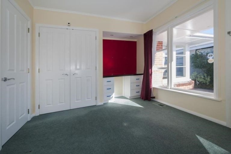 Photo of property in 28 Burnton Street, Epuni, Lower Hutt, 5011