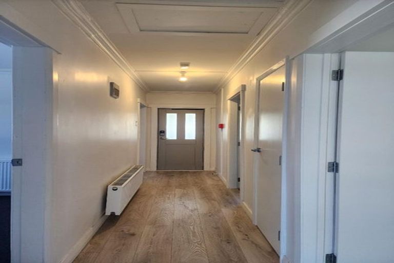 Photo of property in 157 Molesworth Street, New Plymouth, 4312