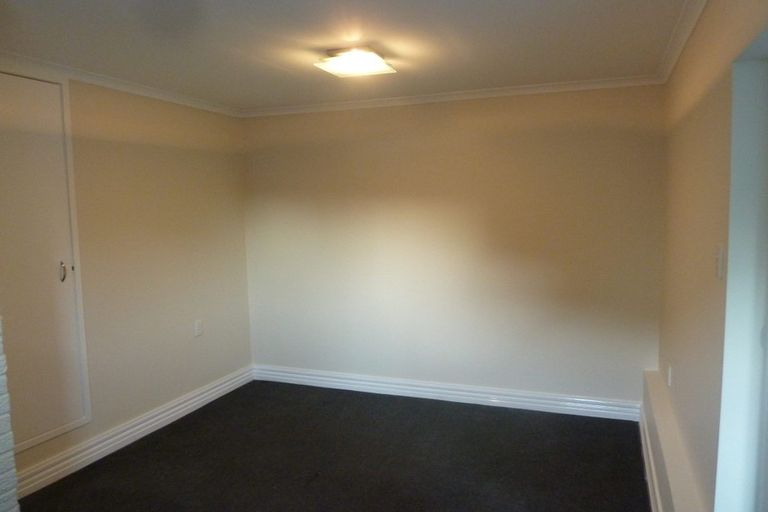 Photo of property in 1/65 Salamanca Road, Sunnynook, Auckland, 0620