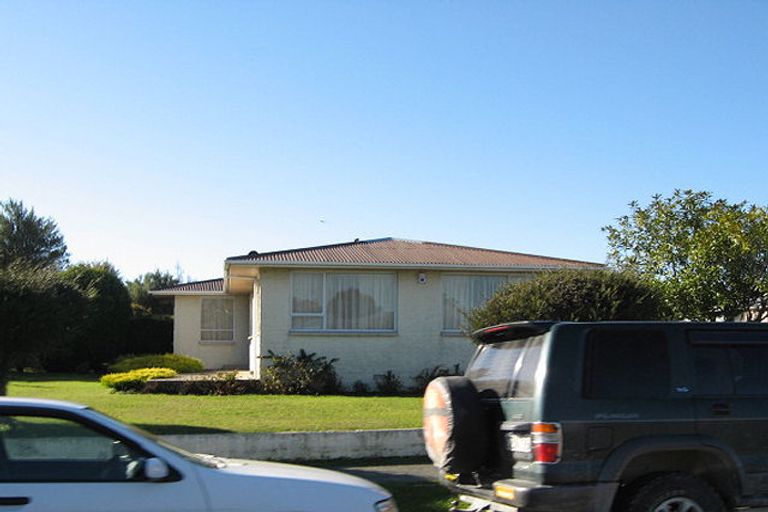 Photo of property in 6 Charles Upham Avenue, Hillmorton, Christchurch, 8025