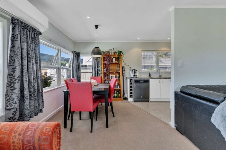 Photo of property in 20 Dickens Street, Stoke, Nelson, 7011