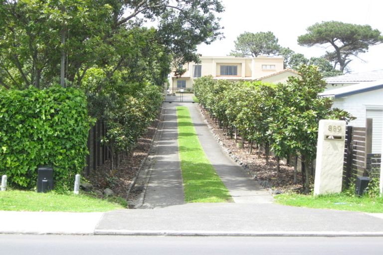 Photo of property in 889 Whangaparaoa Road, Manly, Whangaparaoa, 0930