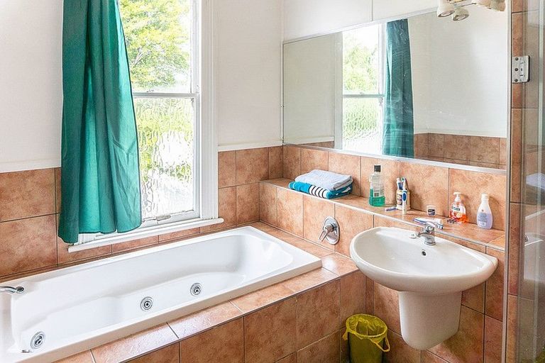 Photo of property in 1020 George Street, North Dunedin, Dunedin, 9016