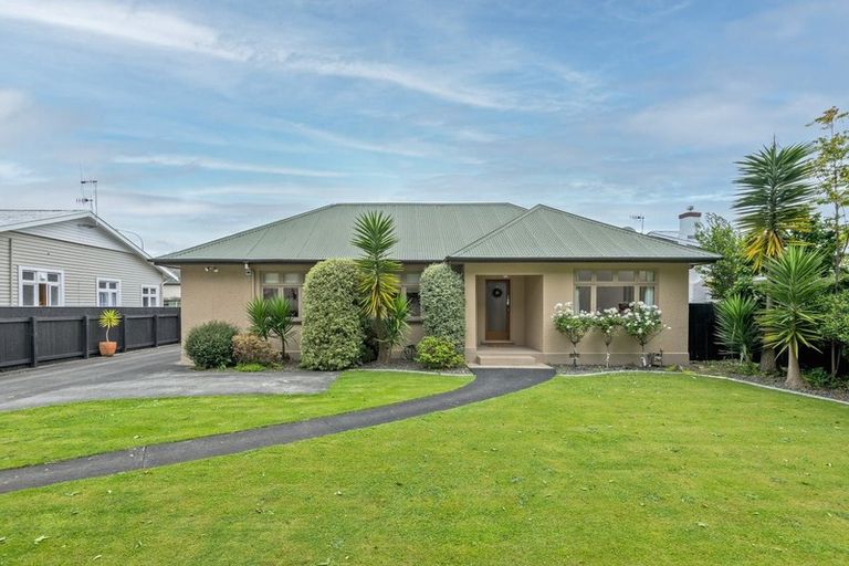 Photo of property in 48 Manapouri Crescent, Hokowhitu, Palmerston North, 4410