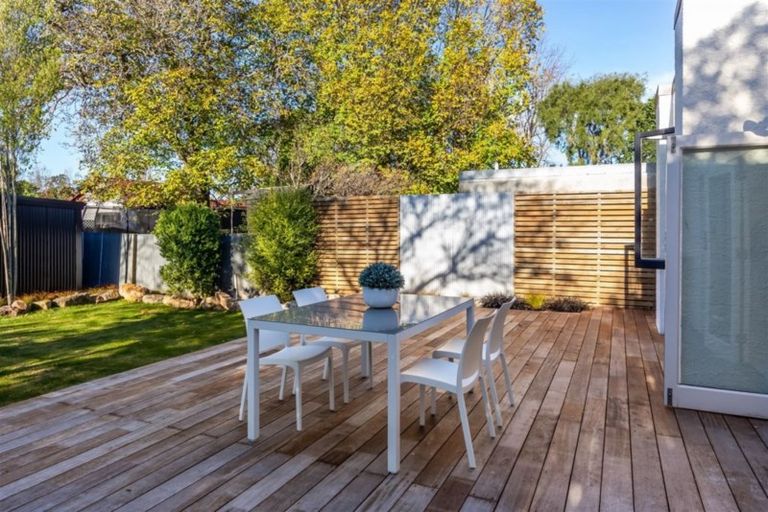 Photo of property in 66 Wilsons Road, Saint Martins, Christchurch, 8022