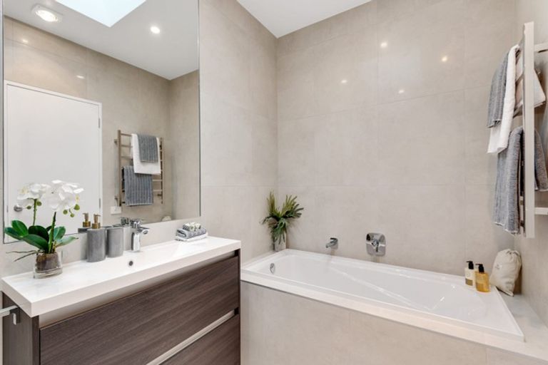 Photo of property in 12 Owen Chapman Drive, Red Beach, 0932