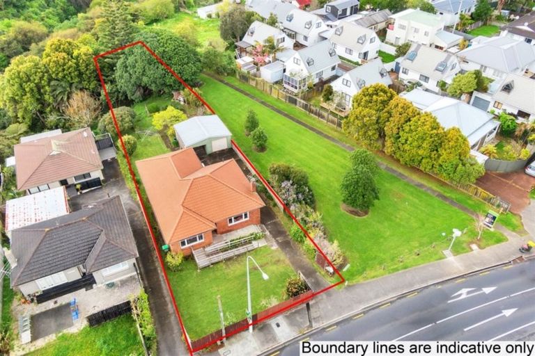 Photo of property in 1614 Great North Road, Waterview, Auckland, 1026