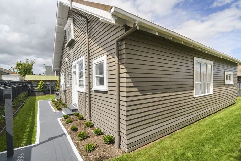 Photo of property in 29 Limbrick Street, Terrace End, Palmerston North, 4410