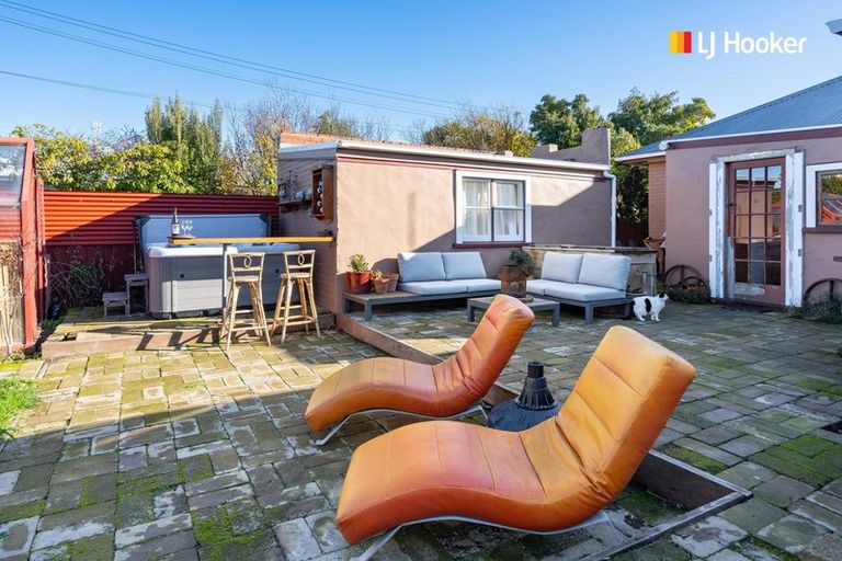 Photo of property in 27 Melbourne Street, South Dunedin, Dunedin, 9012