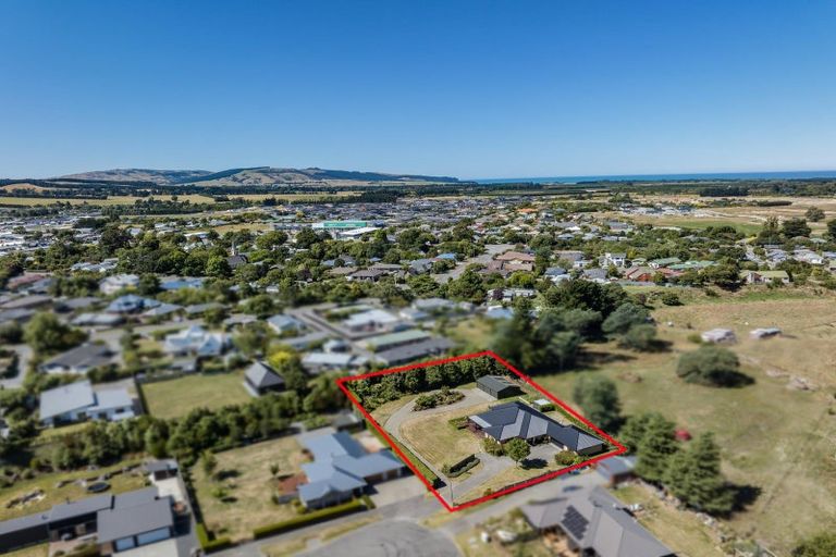 Photo of property in 11 Crawford Close, Amberley, 7410