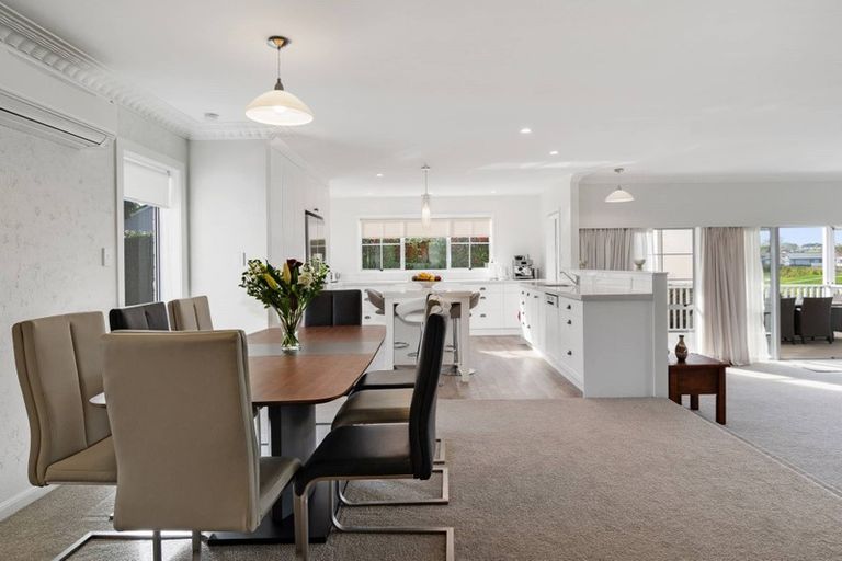 Photo of property in 56 Links View Drive, Omokoroa, 3114