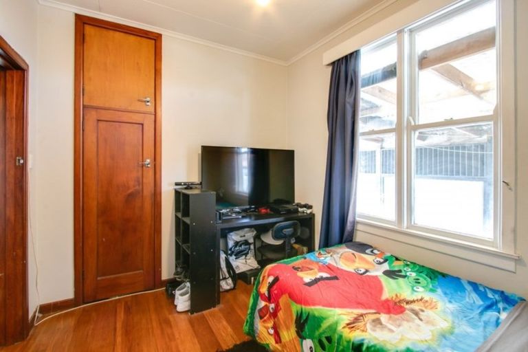 Photo of property in 63 Avondale Road, Taradale, Napier, 4112