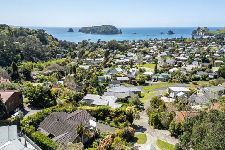 Photo of property in 8 Patricia Place, Hahei, Whitianga, 3591