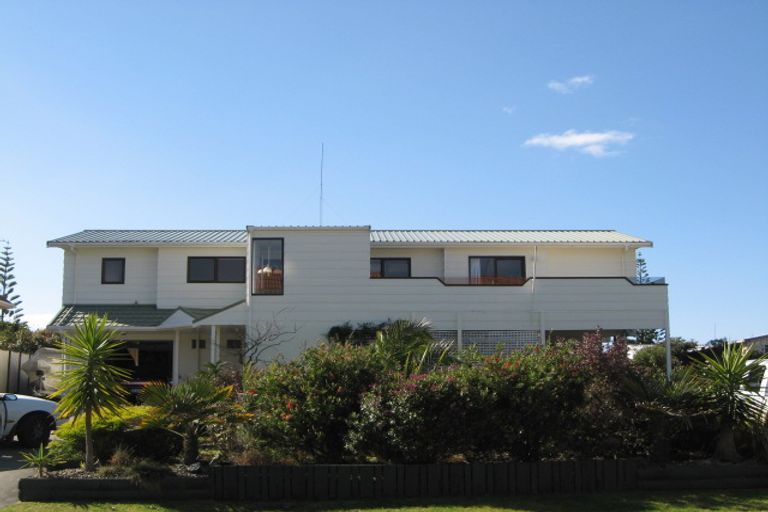 Photo of property in 25 Eruini Street, Ohope, 3121