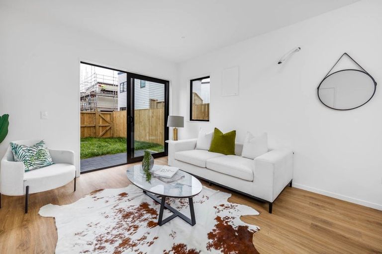 Photo of property in 21 Bei Road, Papakura, 2110