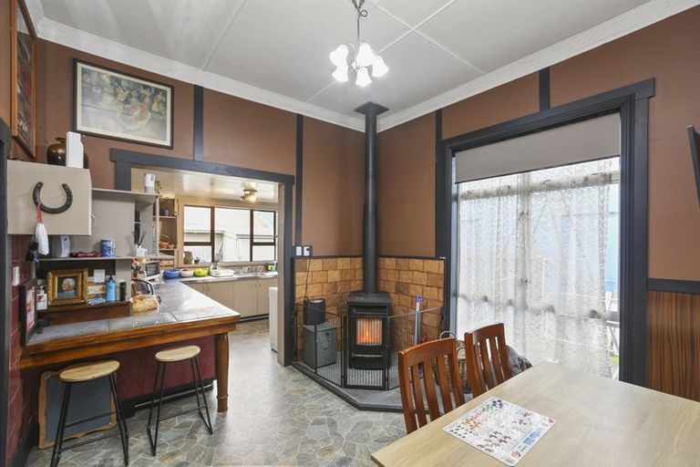 Photo of property in 142 Juliet Street, Stratford, 4332