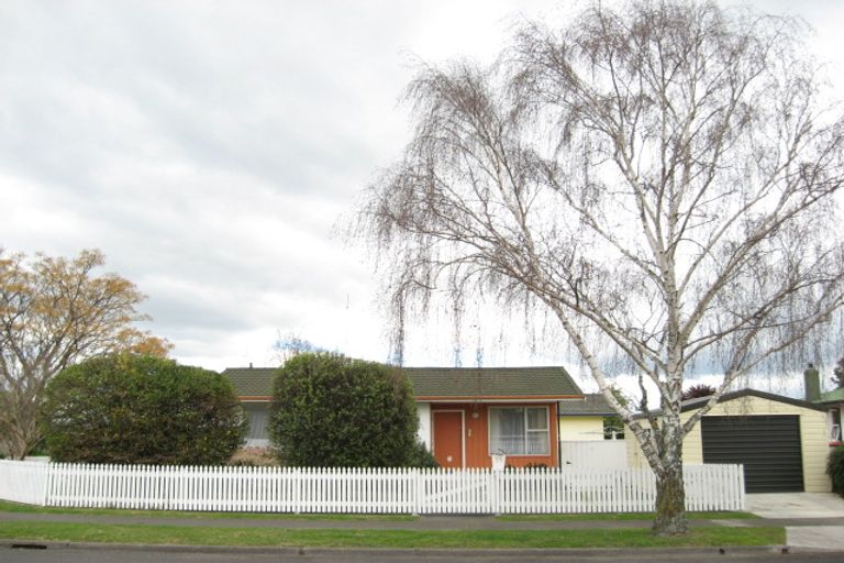 Photo of property in 55 Allen Berry Avenue, Pirimai, Napier, 4112