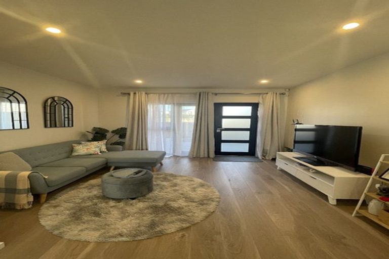 Photo of property in 29/36 Westgate Drive, Westgate, Auckland, 0614