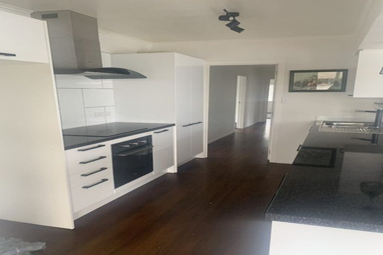 Photo of property in 9 Karaka Road, Otumoetai, Tauranga, 3110