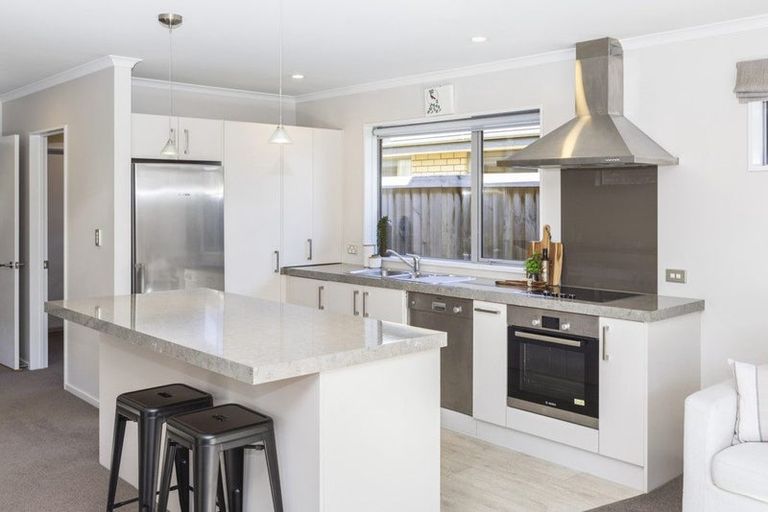 Photo of property in 14 Venerable Terrace, Yaldhurst, Christchurch, 8042