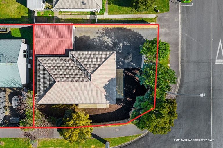 Photo of property in 102 Insoll Avenue, Enderley, Hamilton, 3214