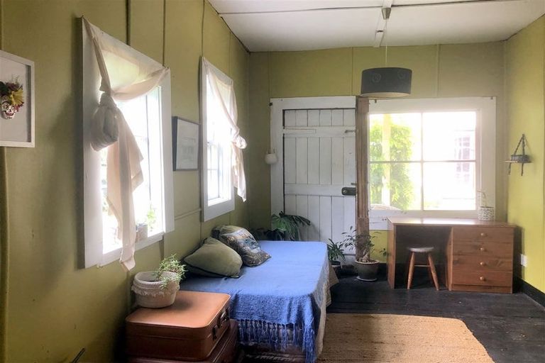 Photo of property in 2269 State Highway 2, Te Hauke, Hastings, 4178