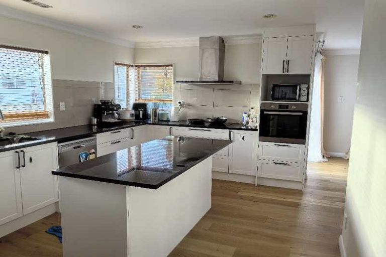 Photo of property in 73c Nile Road, Milford, Auckland, 0620