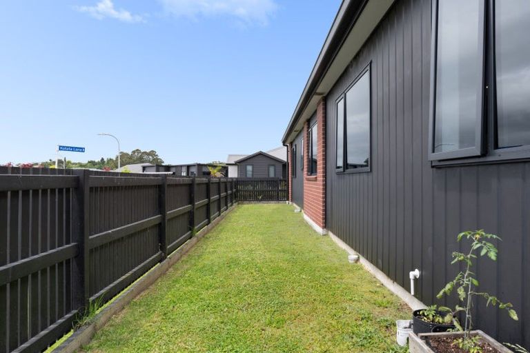 Photo of property in 2 Kotata Lane, Poike, Tauranga, 3112
