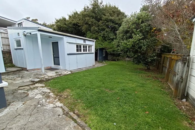 Photo of property in 10 Harper Street, Newtown, Wellington, 6021