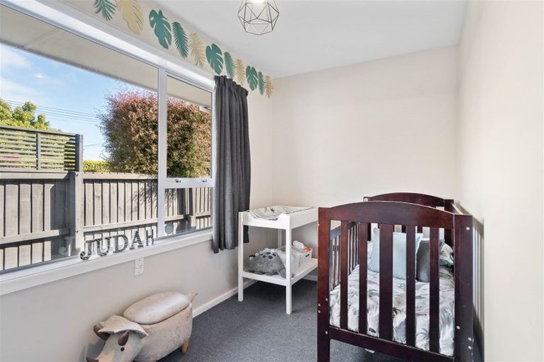 Photo of property in 36 Cutts Road, Russley, Christchurch, 8042