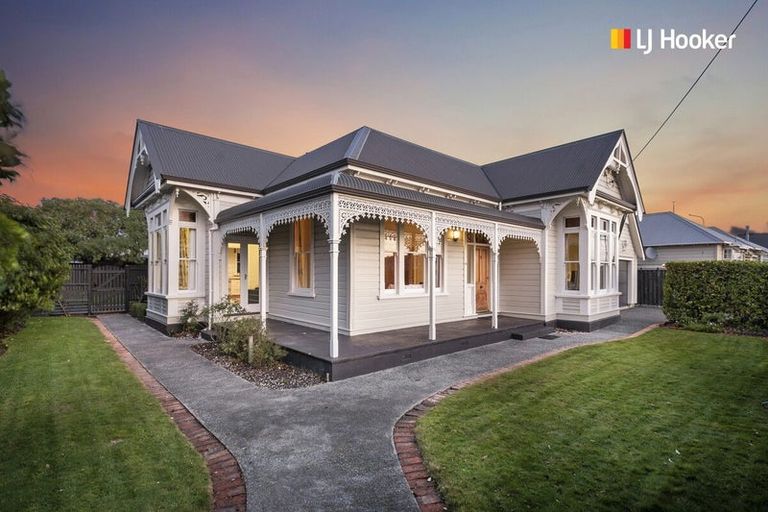 Photo of property in 73 Royal Crescent, Saint Kilda, Dunedin, 9012