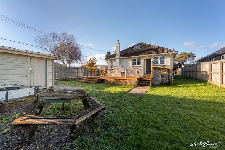 Photo of property in 1 Sandford Street, Trentham, Upper Hutt, 5018