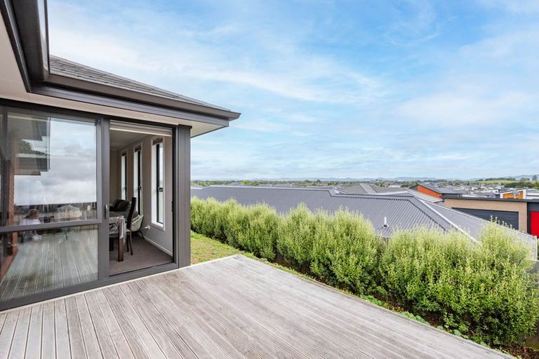 Photo of property in 10/1 North Ridge Drive, Rototuna North, Hamilton, 3281