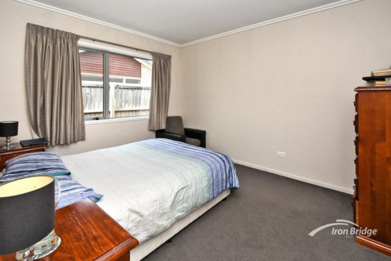 Photo of property in 75 Mokihi Gardens, Hillmorton, Christchurch, 8024