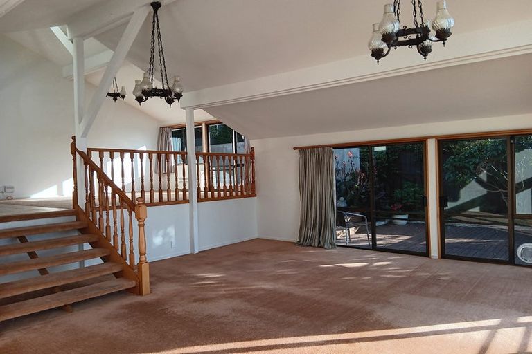 Photo of property in 6 Brigid Place, Mount Pleasant, Christchurch, 8081