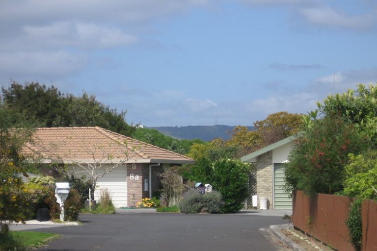 Photo of property in 8b Liftan Place, Mount Maunganui, 3116