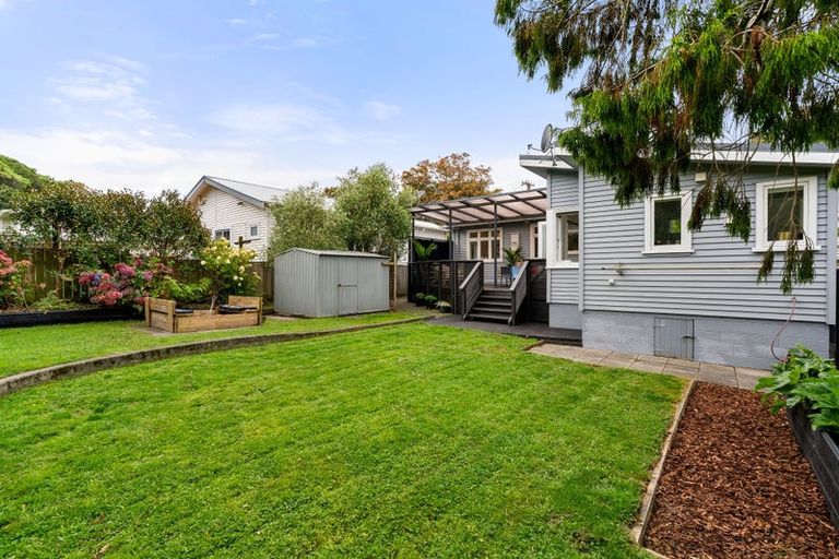 Photo of property in 21 Chamberlain Road, Karori, Wellington, 6012