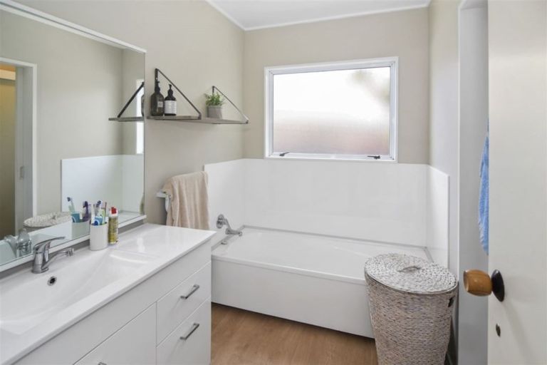 Photo of property in 25 Endeavour Avenue, Flagstaff, Hamilton, 3210