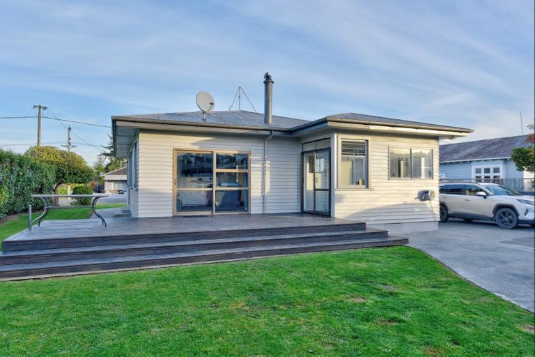 Photo of property in 15 Irving Street, Gore, 9710