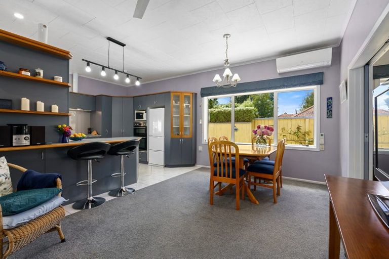 Photo of property in 68 Clare Street, Cambridge, 3434