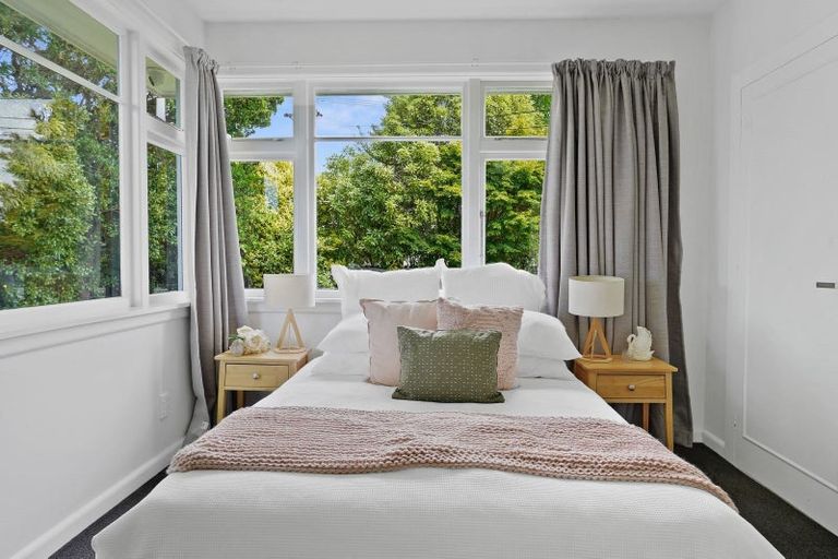 Photo of property in 98 Hamilton Avenue, Ilam, Christchurch, 8041