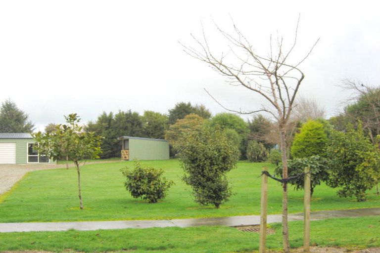 Photo of property in 42 Morton Street, Edendale, 9825