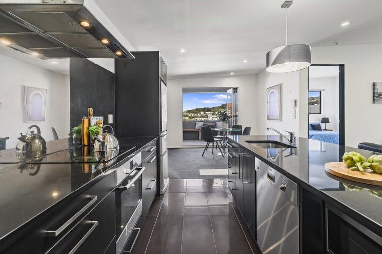 Photo of property in 6/8d Lipman Street, Mount Victoria, Wellington, 6011