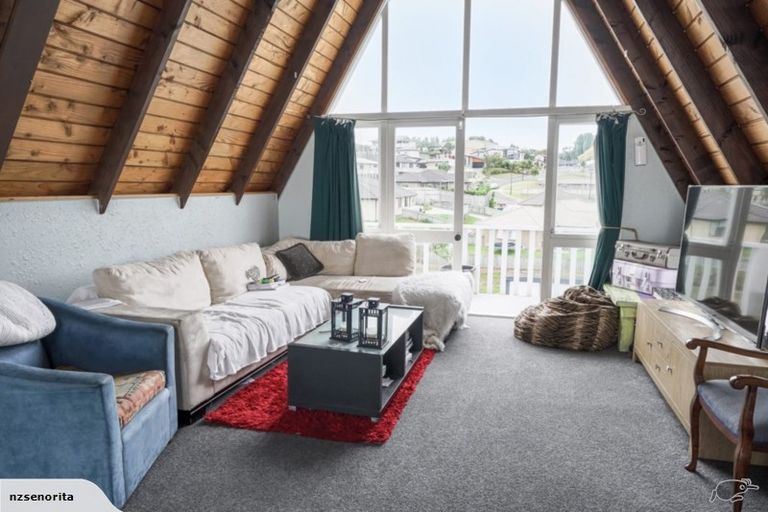 Photo of property in 399 Welcome Bay Road, Welcome Bay, Tauranga, 3112