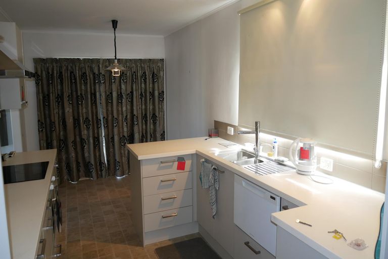 Photo of property in 16 Myrtle Grove, Putaruru, 3411