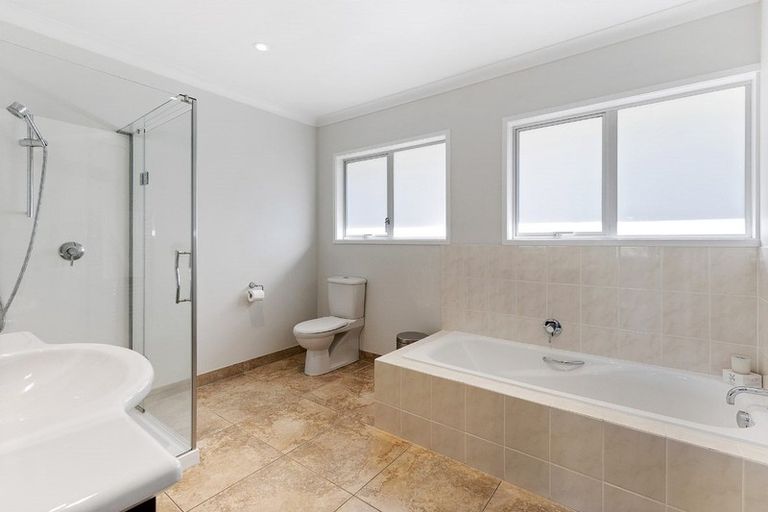 Photo of property in 57 Maxwelton Drive, Mairangi Bay, Auckland, 0630