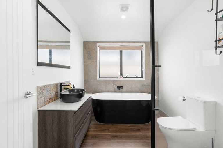 Photo of property in 4 Gisele Crescent, Halswell, Christchurch, 8025