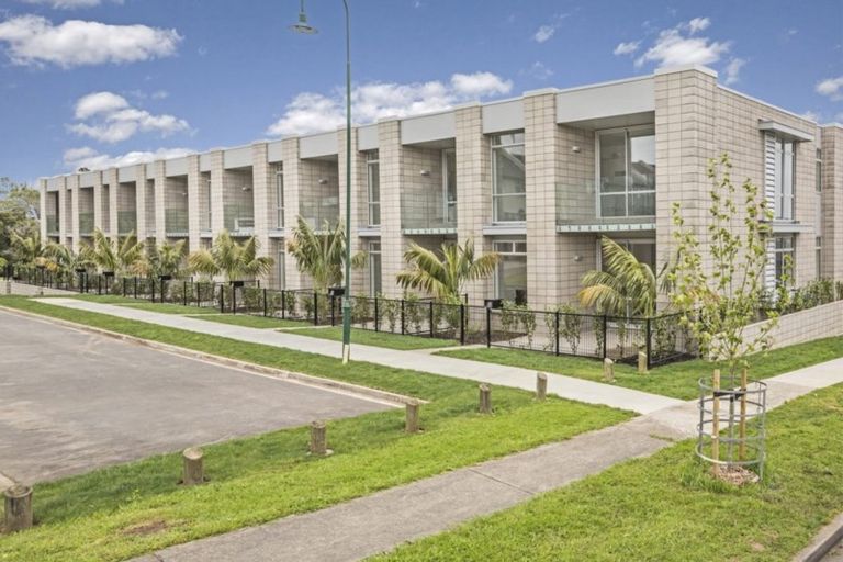 Photo of property in 9 Bickerton Way, Flat Bush, Auckland, 2019