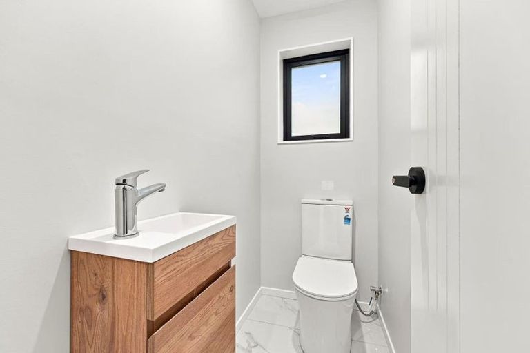 Photo of property in 13 Tower Hill, Stanmore Bay, Whangaparaoa, 0930
